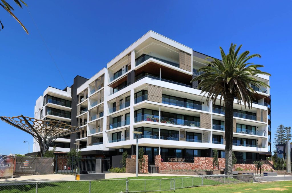 Essence 13 1 scaled 1